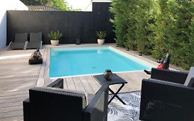 La Dolce Villa - Maison 100M2 Avec Piscine Chauffee De Mi Mai A Mi Oct En Fonction Du Temps Et Temperature A Bordeaux Cauderan